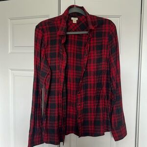 J. Crew Factory flannel. Women’s size LARGE. Red and charcoal button down